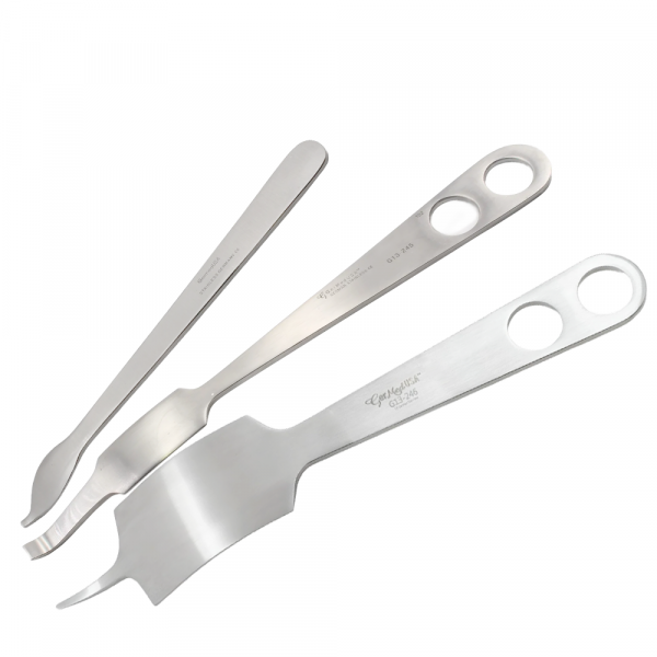 Hohmann Retractors